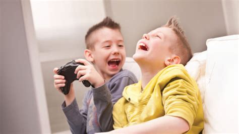 Advantages of kids playing video games | Avakai Games
