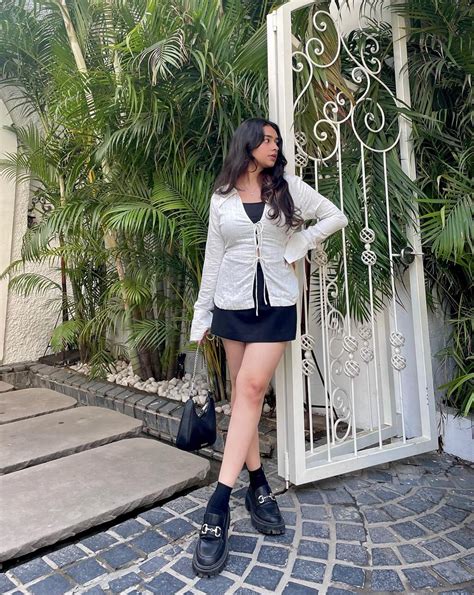 Indie Fashion Style Guide &amp; Outfit Ideas - Her Style Code