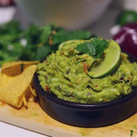 Best Easy Guacamole Recipe - End of the Fork