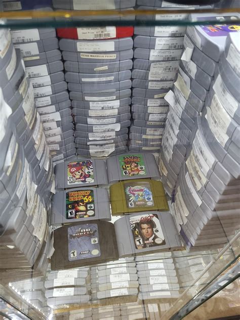 Fake Video Game Store called Game Boss : r/videogames