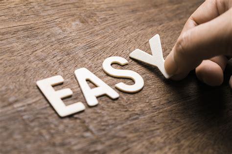 What easy-to-learn cozy family games engage kids 6-12 for memorable game nights?