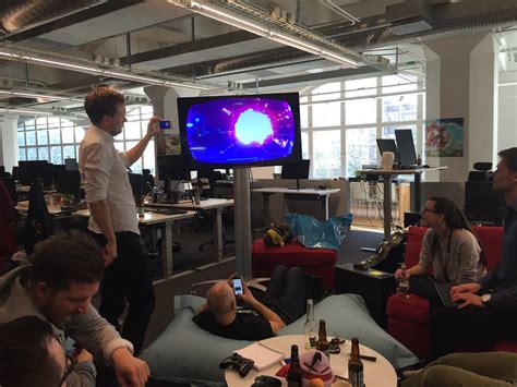 HELP: THE GAME on Steam