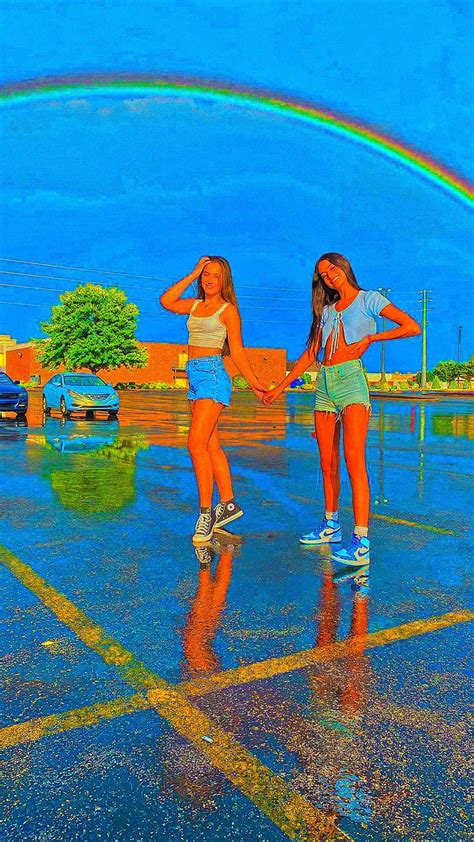 Download Stunning Indie Iphone Lock Screen Wallpaper | Wallpapers.com