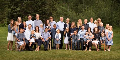 Traditional Extended Family Sessions – Busath Photography