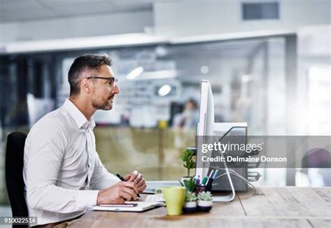 152 Completing Tasks Stock Photos, High-Res Pictures, and Images ...