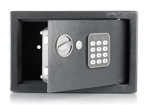 How Do I Choose the Best Electronic Safe? (with picture)