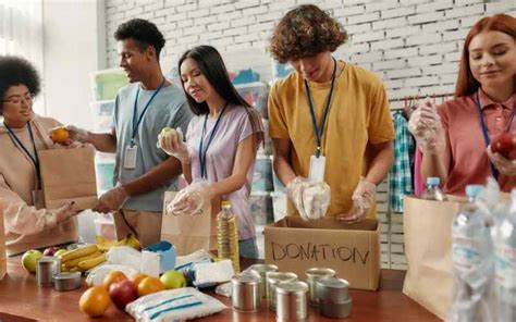 4 Ways To Get Involved in a New Community | SayCampusLife: Campus News ...