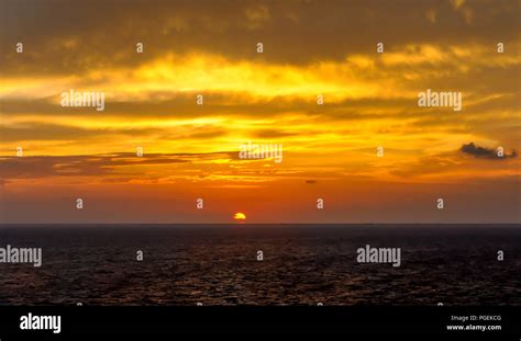 Setting golden sun over hi-res stock photography and images - Alamy
