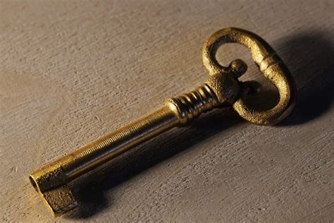 What key signs show a Gacha game respects F2P player value and progression?