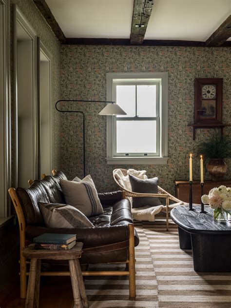 Cozy family games: How to keep all ages engaged & happy at game night?