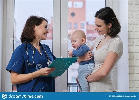 Visit Mother with Baby in Hospital, Talking Pediatrician Doctor and ...