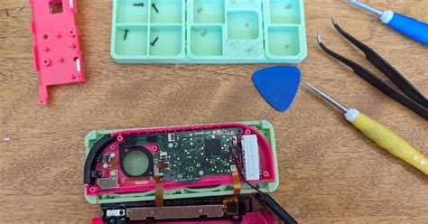 Screw Organizer - Joy-Con Stick Repair by Color Orb | Download free STL ...