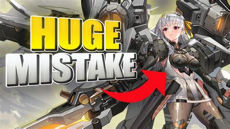 How can game beginner guides avoid overwhelming new players with too much info?