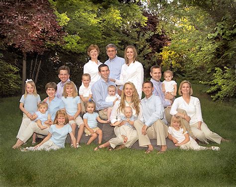 Large family outdoor photos | Photography | Pinterest | Outdoor photos ...