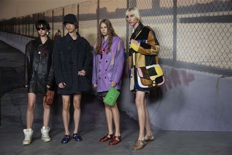 What Is Indie Sleaze Aesthetic? Here's How to Wear the Fashion Trend