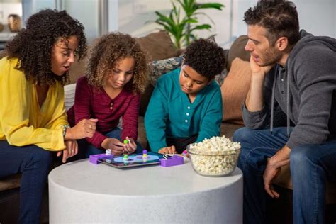 Family Game Night: 7 Amazing Tips To Host