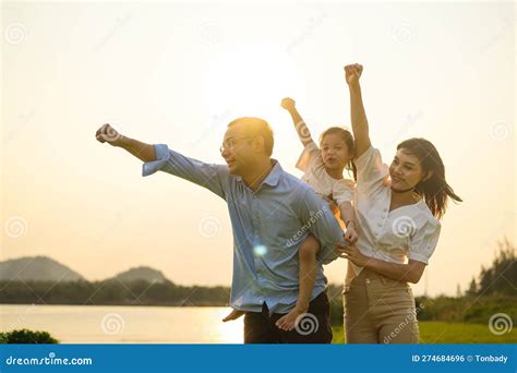 Family Enjoying with Outdoor Activities Travel Trip on Vacation Stock ...