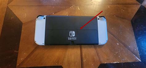 How To Insert A Micro SD Card Into A Nintendo Switch