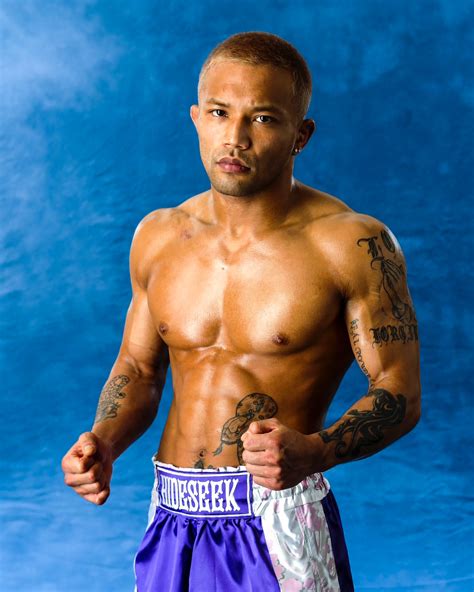 山本 “KID” 徳郁 - KRAZY BEE