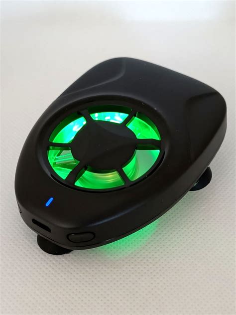 GAMING PHONE COOLING FAN WITH RGB LIGHTING FLYDIGI MOBILE GAMING ...