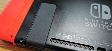 How To Insert A MicroSD Card Into A Nintendo Switch - GameSpot