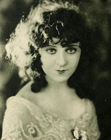 Jobyna Ralston - Wikipedia, the free encyclopedia