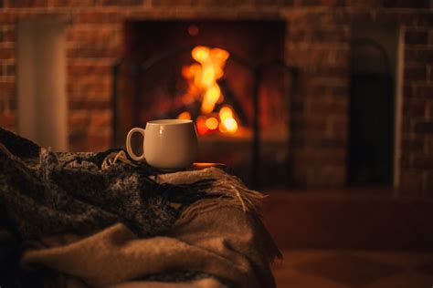 7 Ways To Bring Coziness Into Your Home For Under $100 | Fixr.com