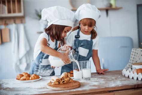 Easiest Recipes To Bake With Kids: Top 5 Child-Friendly Dishes Most ...