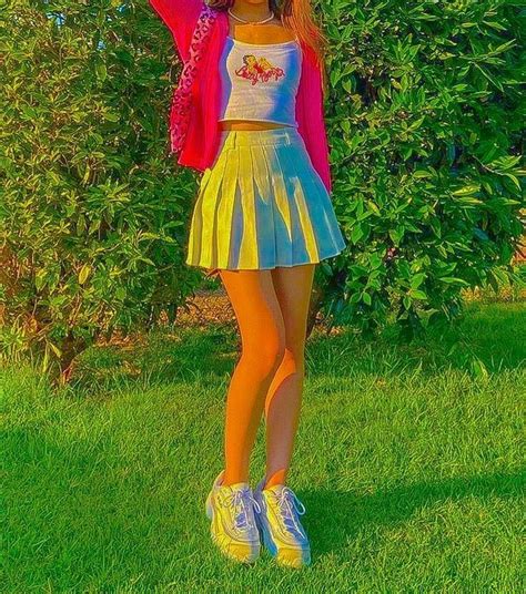 @𝙹𝚊𝚟𝚒𝚎𝚛𝚊_𝚎𝚜𝚖𝚎𝚛𝚊𝚕𝚍𝚊 | Indie outfits, Indie fashion, Indie girl