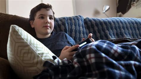 How to choose video games and apps for your child