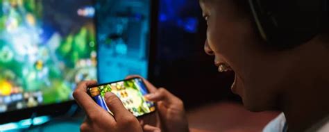 Choosing Your Platform: Pros and Cons of Casino Gaming on PC vs. Mobile ...