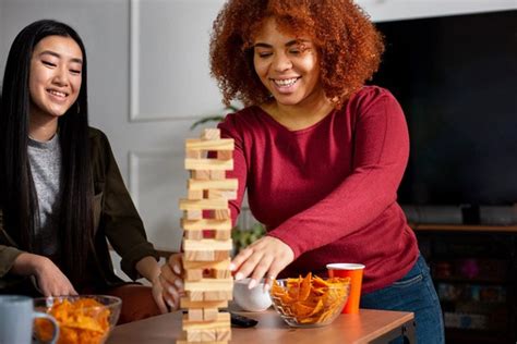 24 Non-Messy Snacks For Game Night | Game Room Legends