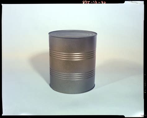 How can game beginner guides teach core mechanics effectively without info dumping?