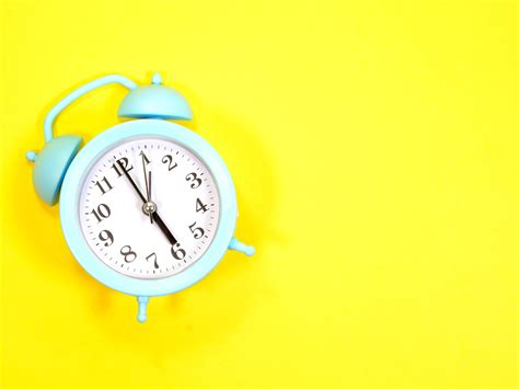 How To Start Waking Up Early - Goalrevolution0