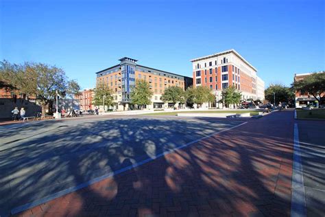 Ellis Square | CNU