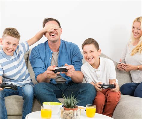 Practical tips for balancing kids’ gaming with homework & family time?