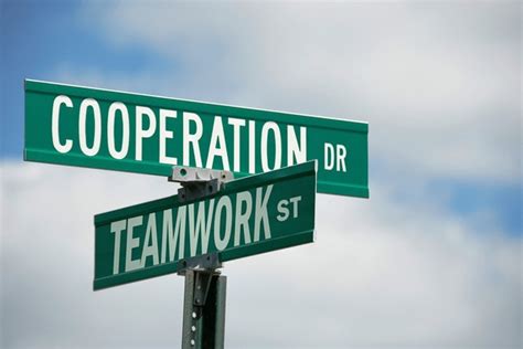 5,217 Business Corner Street Sign Royalty-Free Images, Stock Photos ...