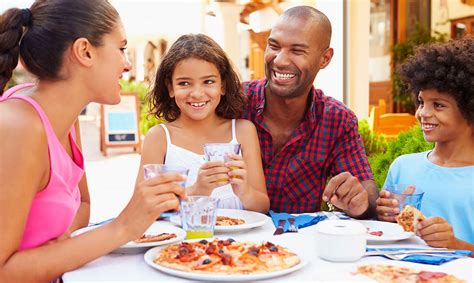 Tips for setting screen time limits | NIH MedlinePlus Magazine