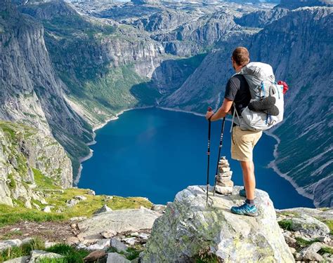 Best easy-to-learn cozy family games for mixed ages (5-12) to prevent boredom & conflict?