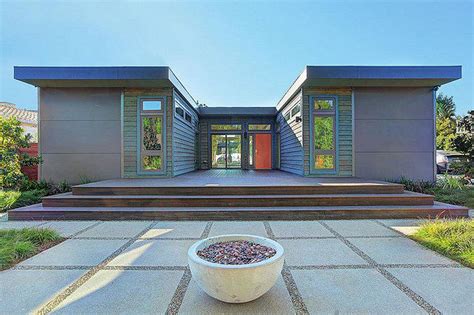 5 affordable modern prefab houses you can buy right now | Modern prefab ...