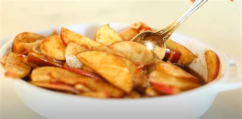 Easy Baked Apple Slices Recipe | Recipes.net