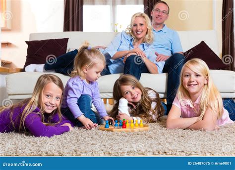 AREA BUDAYA: Family Playing Board Game At Home Royalty Free Stock Photo ...